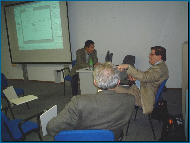 602x451 pixels (102K)